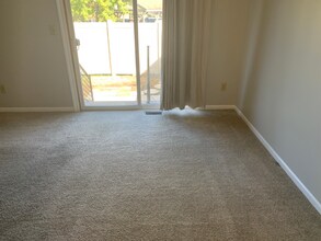 447 Lockhaven Ct in Mason, OH - Building Photo - Building Photo