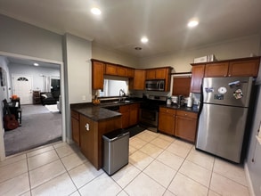 2745 Pardee Ave in Dearborn, MI - Building Photo - Building Photo