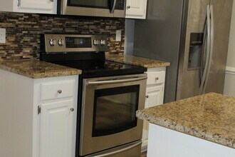 113 Forrister St in Columbia, SC - Foto de edificio - Building Photo