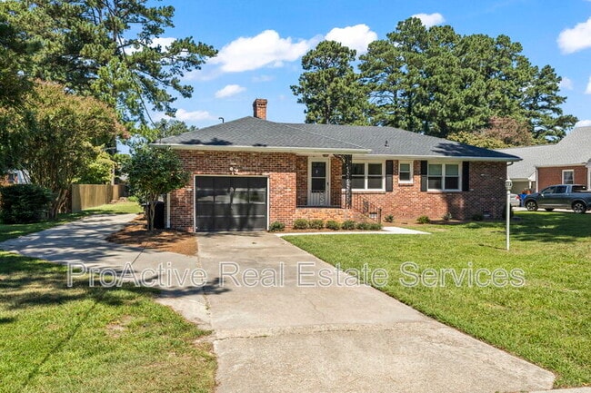1155 Melvin Dr in Portsmouth, VA - Foto de edificio - Building Photo
