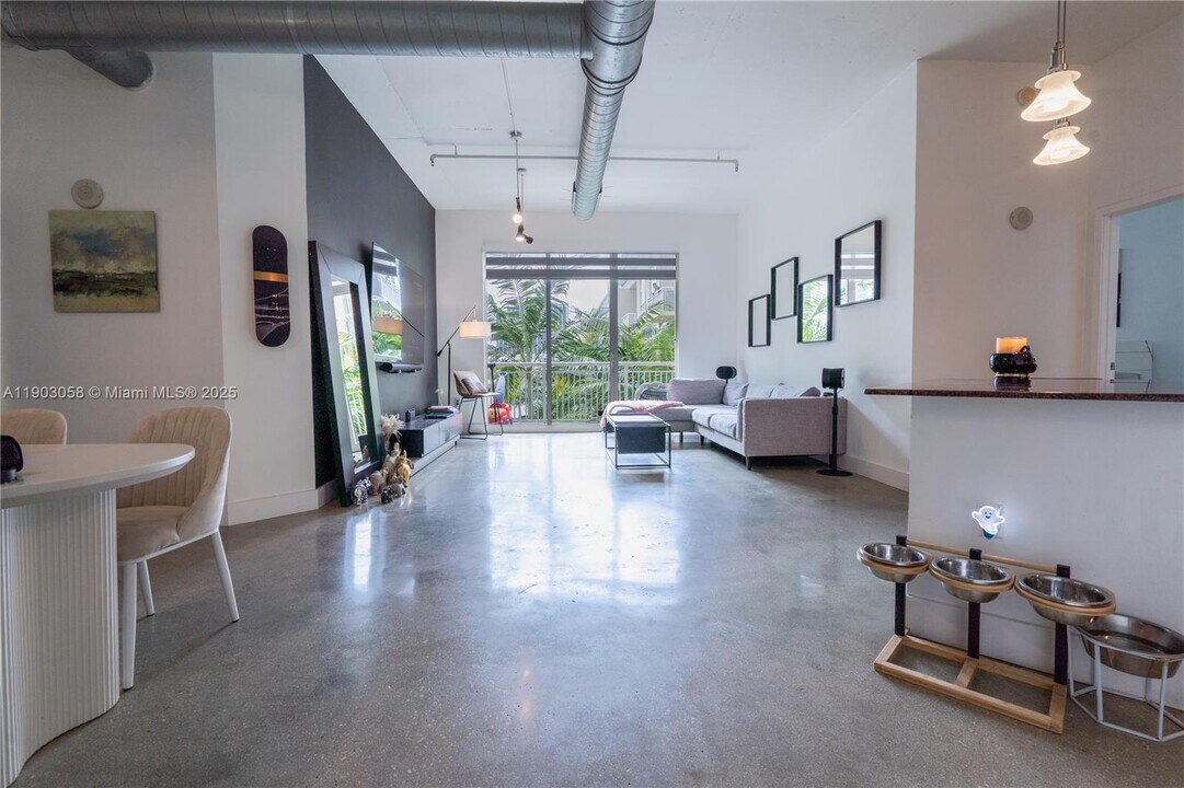 2001 Biscayne Blvd, Unit 2509 in Miami, FL - Building Photo