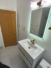 16175 Fairfield St in Detroit, MI - Foto de edificio - Building Photo