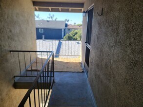 111 Avenida Aragon in San Clemente, CA - Building Photo - Building Photo