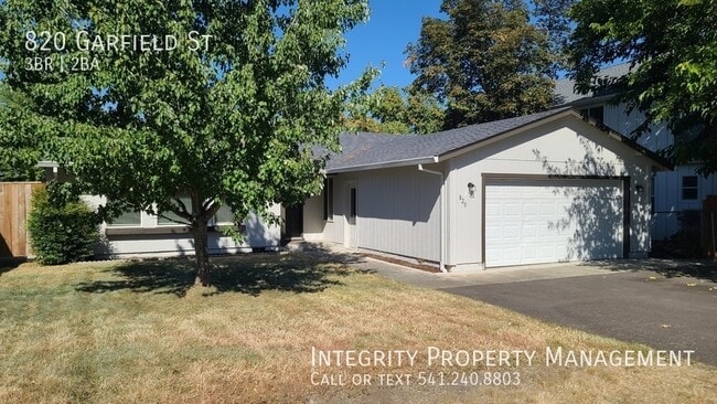 property at 820 Garfield St