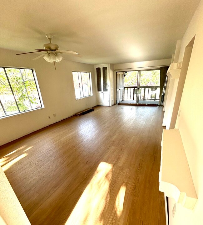 property at 31504 W Nine Dr
