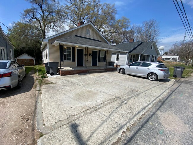 521 N Rose Ave in Kannapolis, NC - Building Photo - Building Photo