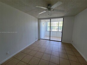 2731 Taft St in Hollywood, FL - Building Photo - Building Photo