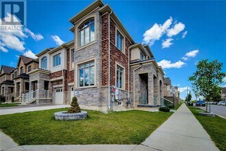 1155 Hamman Way in Milton, ON - Building Photo - Building Photo