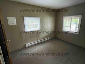 100 E Williams St in Farmland, IN - Building Photo - Building Photo