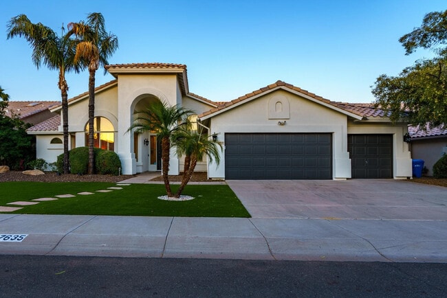 17635 N 55th Pl in Scottsdale, AZ - Building Photo - Building Photo