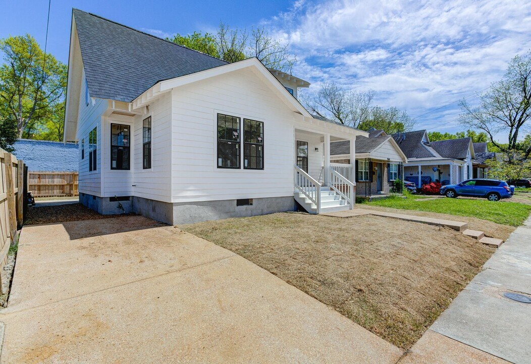 960 Blythe St in Memphis, TN - Building Photo