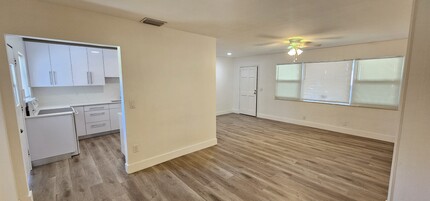 321 S 26th Ave in Hollywood, FL - Building Photo - Building Photo