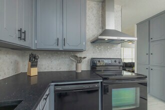 1704 Kynette Dr in Euless, TX - Building Photo - Building Photo