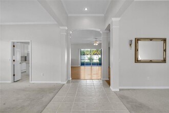 18108 Sugar Brooke Dr in Tampa, FL - Building Photo - Building Photo
