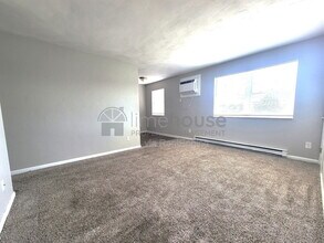 4314 Dunning Rd in Norfolk, VA - Building Photo - Building Photo