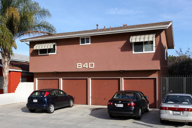 840 Ohio Ave in Long Beach, CA - Building Photo - Building Photo