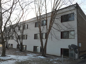 Barrow Street Apartments in Cincinnati, OH - Building Photo - Building Photo