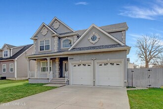 1000 Eighth Ave in Toms River, NJ - Building Photo - Building Photo