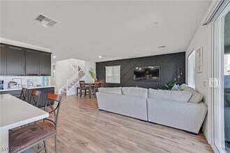 282 Mount Steel Ave in Henderson, NV - Building Photo - Building Photo