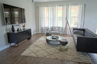 16370 Hyde Manor Dr in Tampa, FL - Building Photo - Building Photo