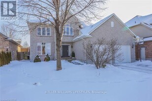 2029 McCracken Ct in London, ON - Building Photo