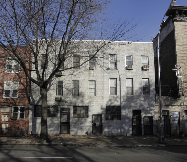 481-483 De Kalb Ave in Brooklyn, NY - Building Photo - Building Photo