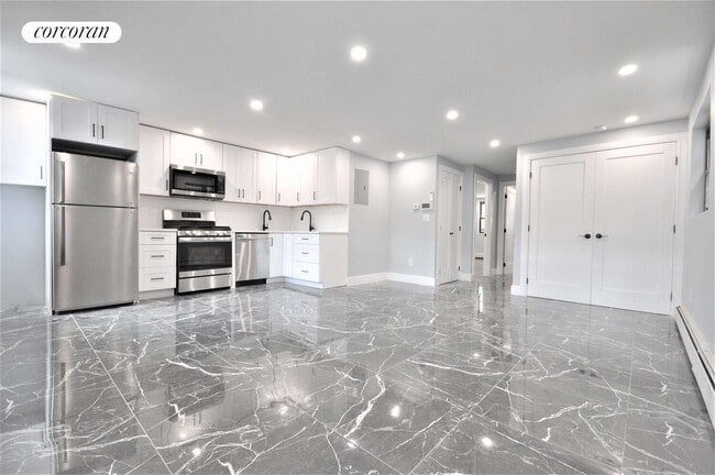 property at 163 E 46th St