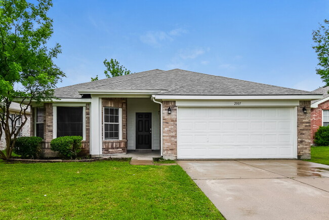 property at 2007 Wildwood Dr