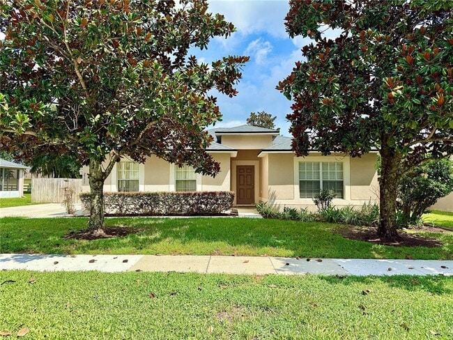 property at 2555 Palmetto Ridge Cir