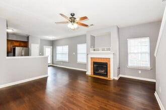 9918 White Poplar Dr in Olive Branch, MS - Foto de edificio - Building Photo