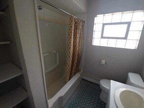 5645 S Harlem Ave in Chicago, IL - Building Photo - Building Photo
