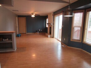 1269 Arrezo Dr in Sedro Woolley, WA - Building Photo - Building Photo