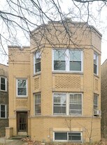 2827 W Lunt Ave in Chicago, IL - Building Photo