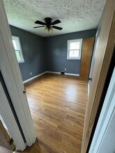 100 Hogan St in Cave City, KY - Building Photo - Building Photo