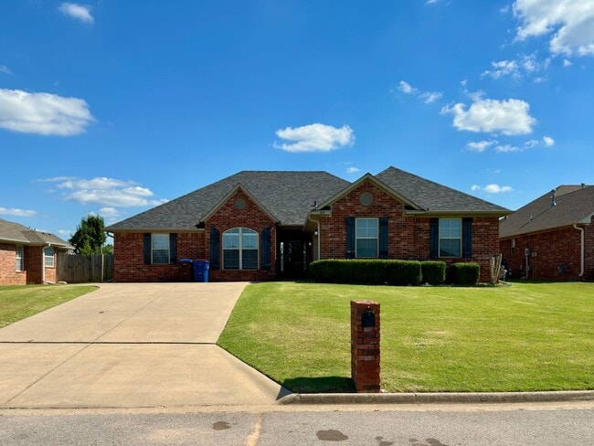 property at 612 Windbrook Ct