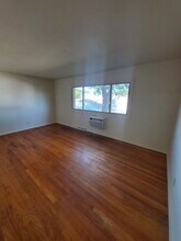 4454 S 14th St in Milwaukee, WI - Building Photo - Building Photo