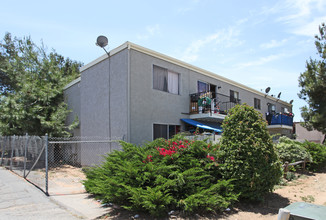 442-448 Ammunition Rd in San Diego, CA - Building Photo - Building Photo