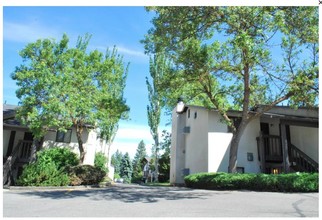 Rockcliffe Apartments in Spokane, WA - Foto de edificio - Building Photo