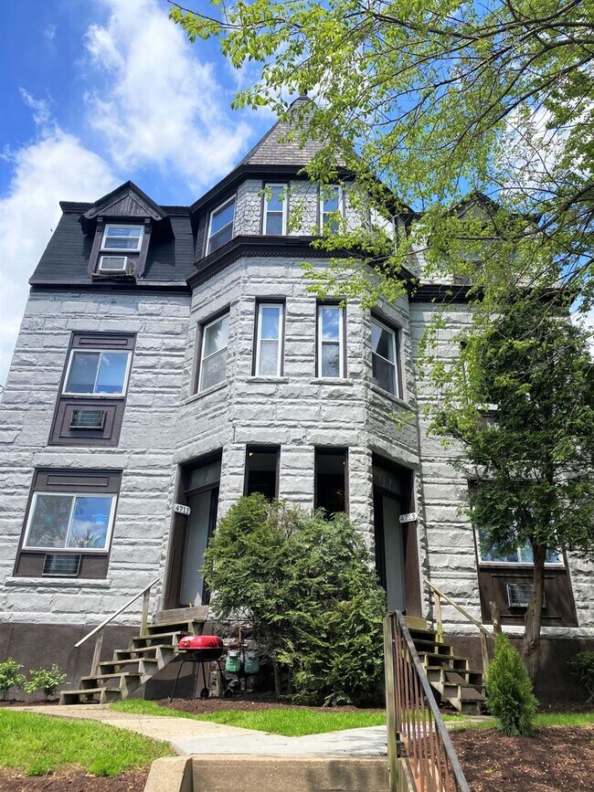 4711 Maripoe St in Pittsburgh, PA - Building Photo - Building Photo