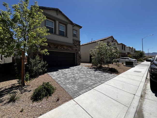 10147 W Meranto Ave in Las Vegas, NV - Foto de edificio - Building Photo