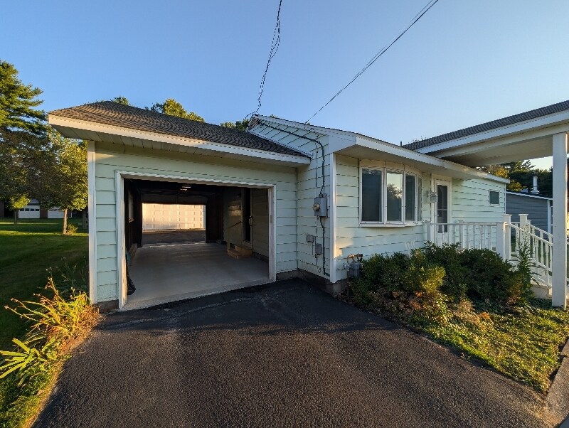 27528 State Rte 3 in Watertown, NY - Building Photo