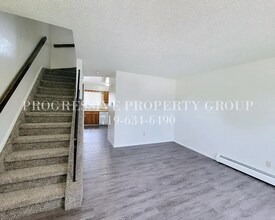 49 Chestnut Dr in Pueblo, CO - Building Photo - Building Photo