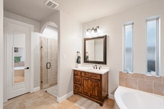 2812 Waverley Dr in Roanoke, TX - Building Photo - Building Photo
