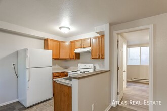 1865 W Mosier Pl-Unit -B in Denver, CO - Foto de edificio - Building Photo