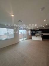 1671 Lion St in Rocklin, CA - Building Photo - Building Photo