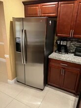 813 NW 19th Ave in Fort Lauderdale, FL - Building Photo - Building Photo