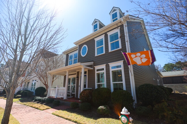 504 Village Walk Ln in Clemson, SC - Building Photo - Building Photo