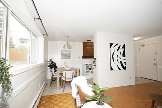 1740 Taylor Avenue in Winnipeg, MB - Building Photo - Building Photo