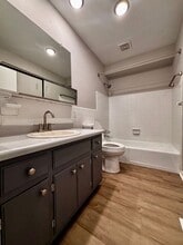 Spacious 2 bedroom 2 bath apartments in Ha in Dayton, OH - Building Photo - Interior Photo