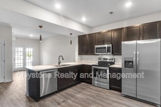 109-B-109 E Johnson Cir in Clarksville, TN - Building Photo - Building Photo
